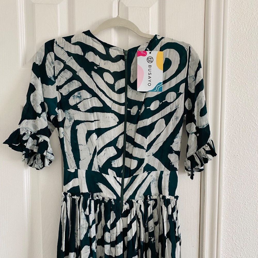 Busayo Tomi Green & White V-Neck High-Low Maxi Dress - Picture 12 of 13